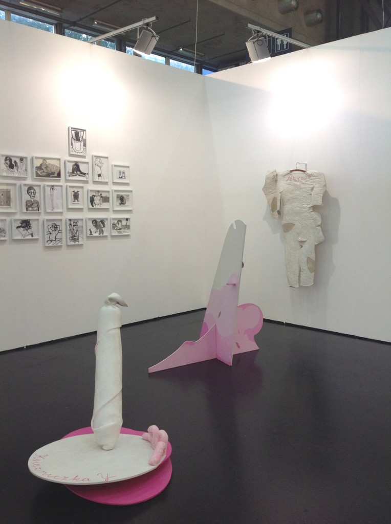 Maria Pinińska-Bereś (objects), Zofia Gramz (drawings), Monopol Gallery, Viennafair, 2014, photo Contemporary Lynx