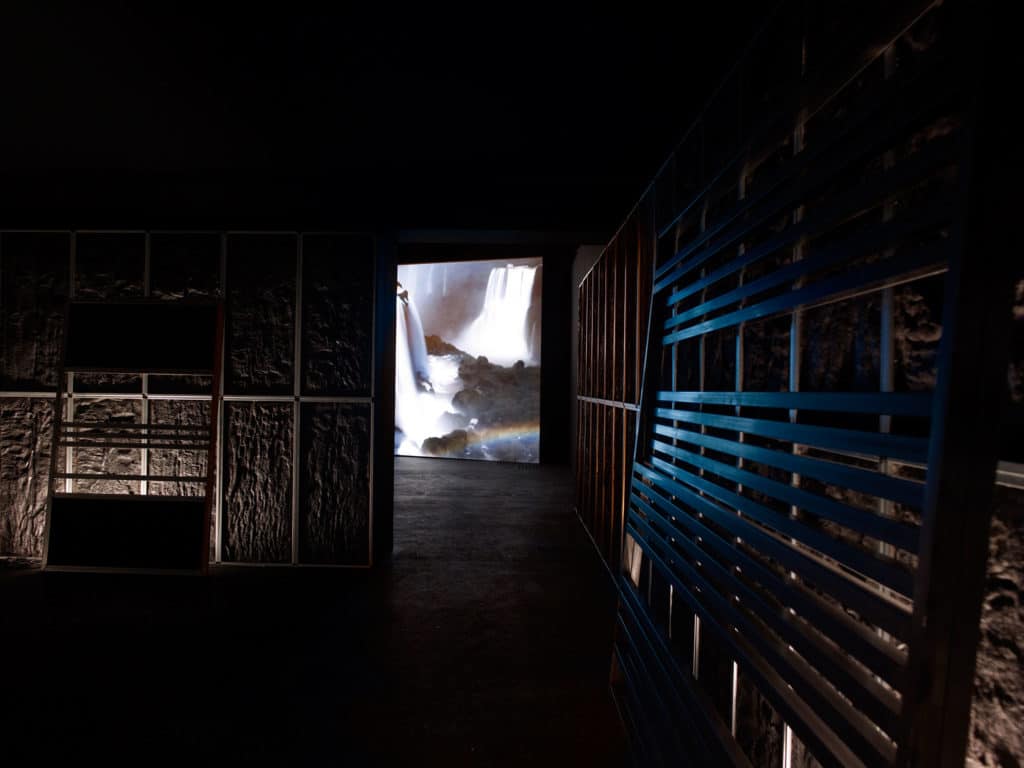 Angelika Markul, Terre de departe, Palais de Tokyo, 2014, courtesy the artist