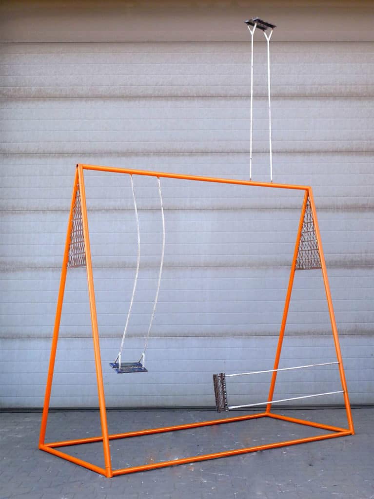 Anna Raczyńska, Some you win, some you lose, 2015, steel, 430x260x100cm