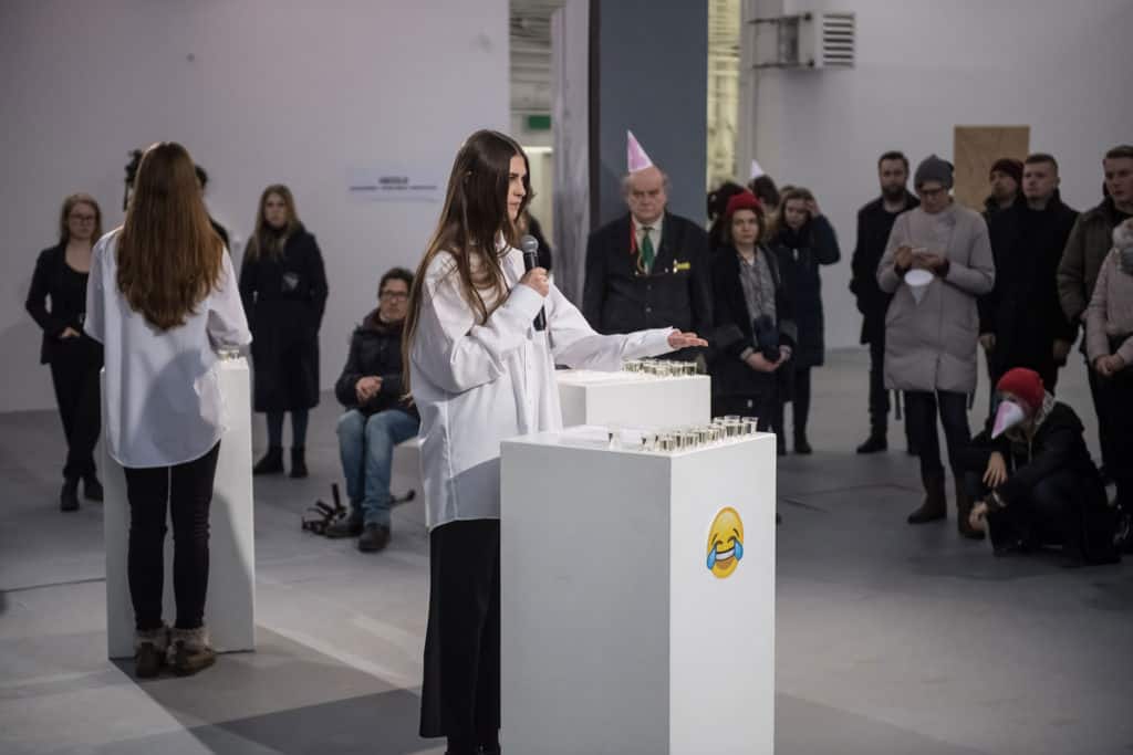 Performative actions: Izabela Bartman, Bożna Wydrowska, Alicia Montserrat; photo Wojciech Pacewicz