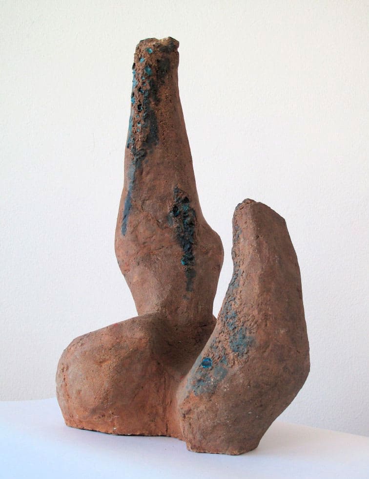 Magdalena Więcek, Nature / Collisions, 1958, ceramic, 57 x 36 x 24 cm, courtesy of Magdalena Więcek Estate