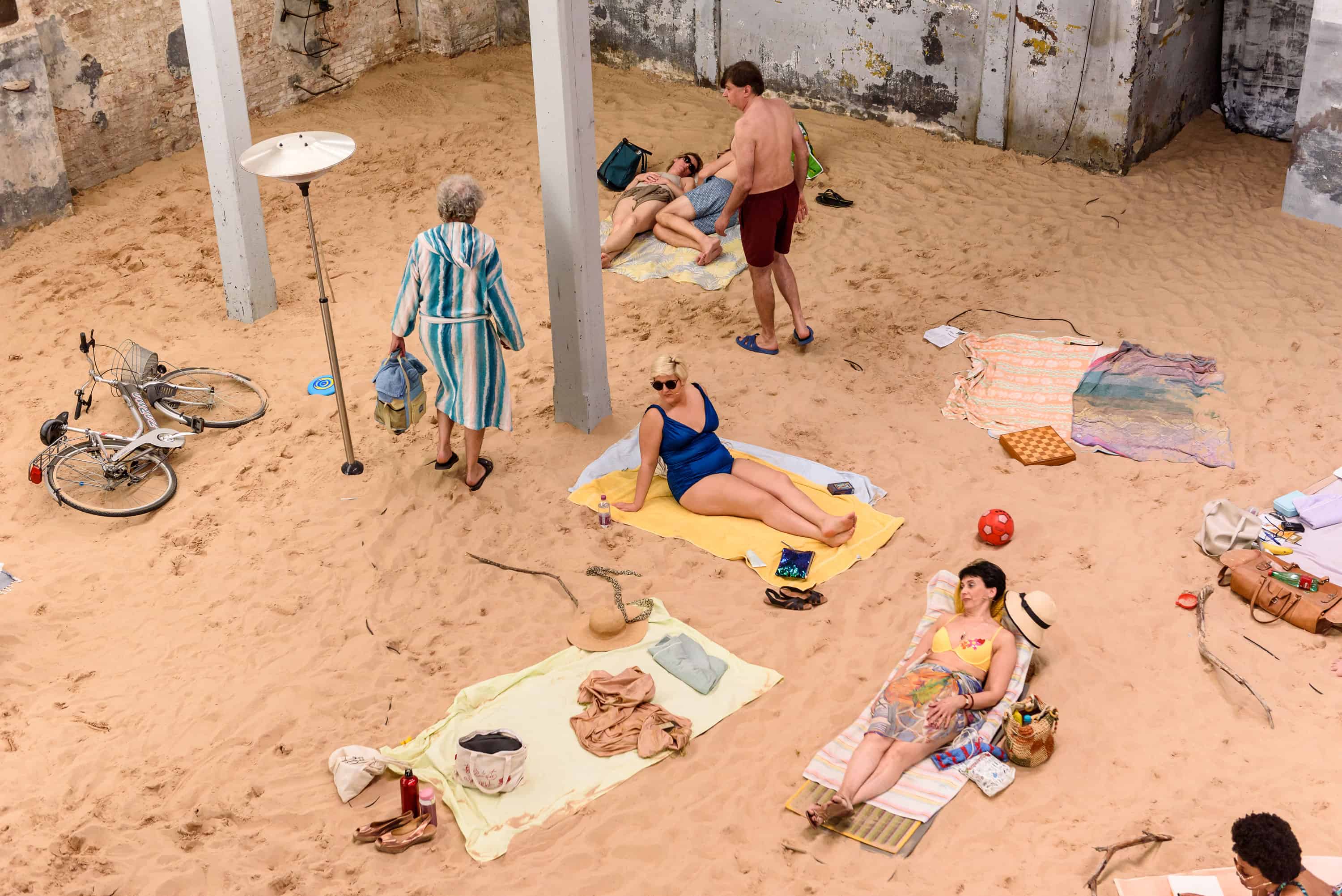 Sun & Sea (Marina). Opera-performance for 13 voices, Lithuania Pavilion, 58th International Art Exhibition - La Biennale di Venezia, MayYou Live In Interesting Times, Photo by: Andrea Avezzù, Courtesy: La Biennale di Venezia