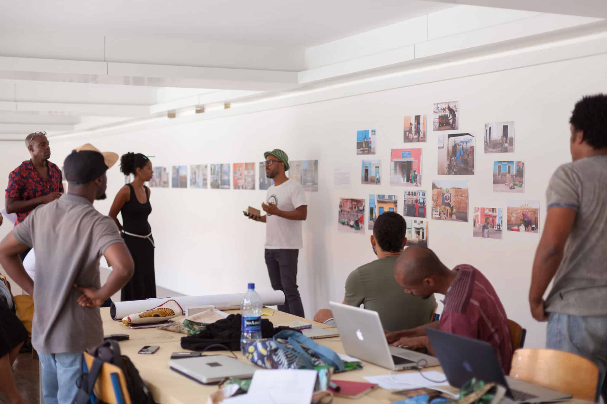 Participant artists of Catchupa Factory 2017 discussing their work in preparation for the final presentation