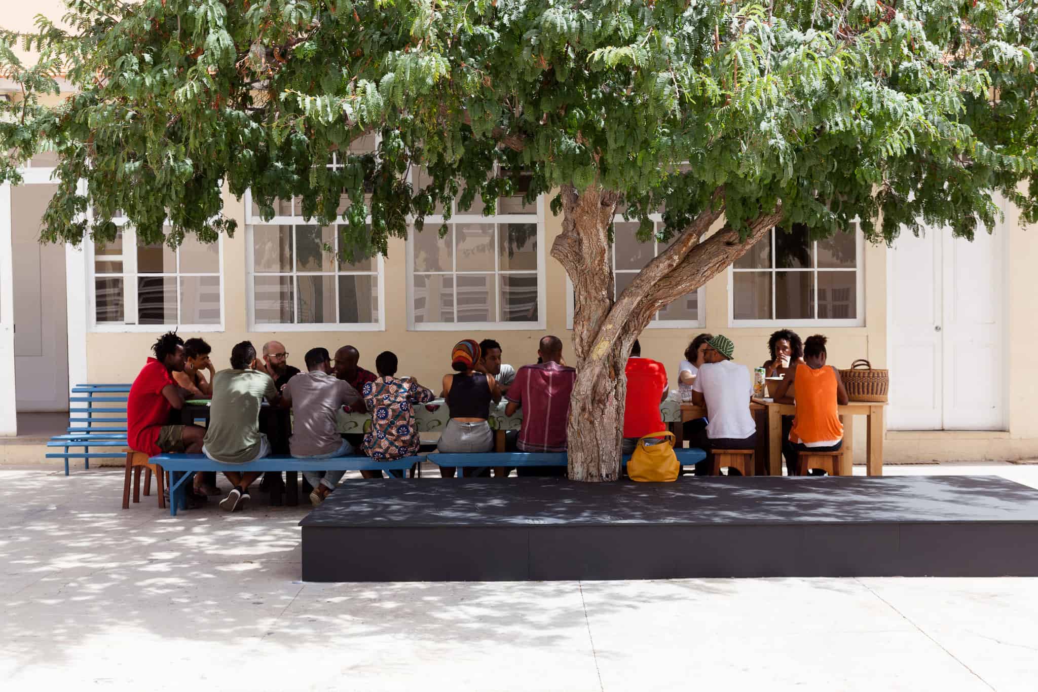 One of the many collective lunches held during the Catchupa Factory residency