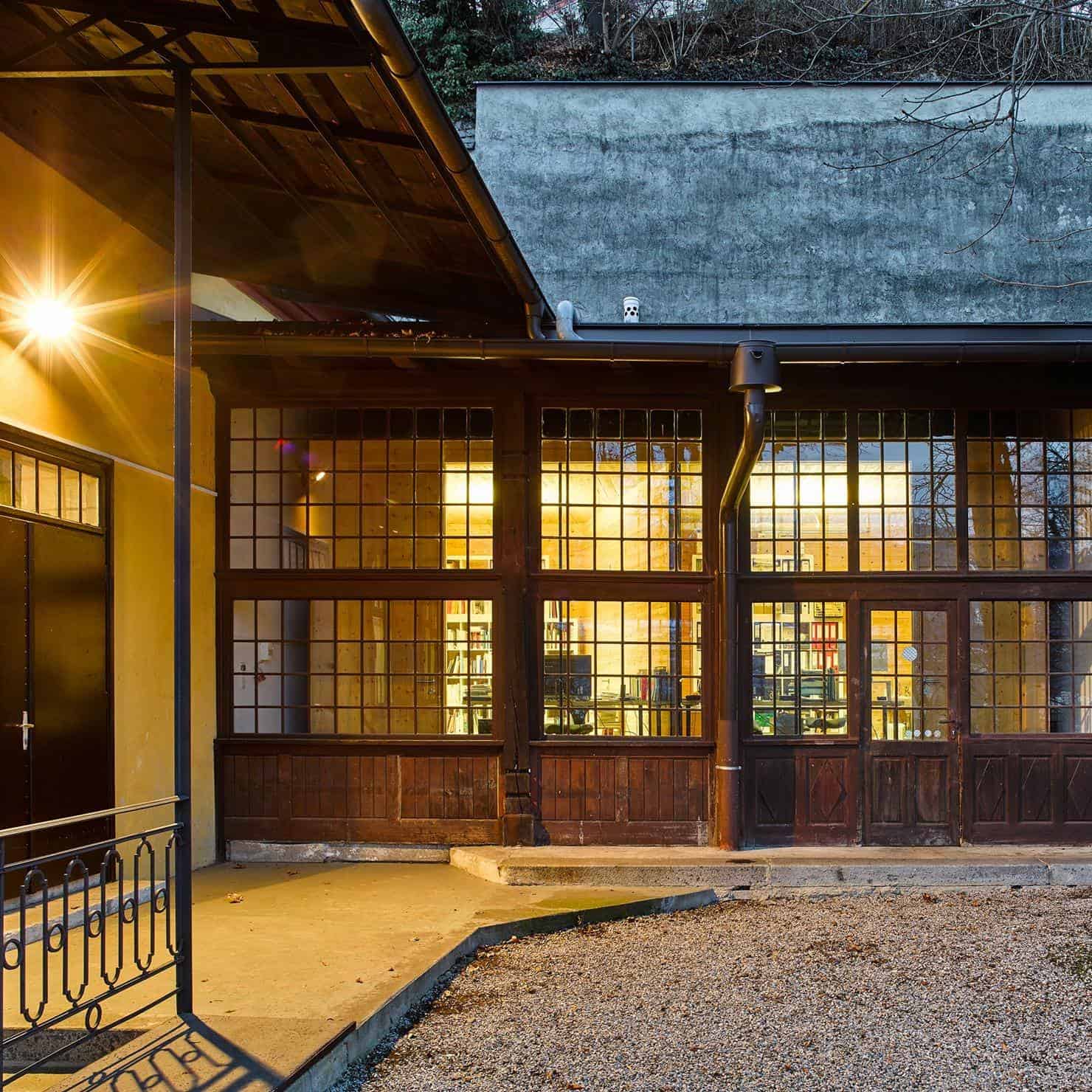 Künstlerhaus Büchsenhausen's office, photo by WEST. Fotostudio.