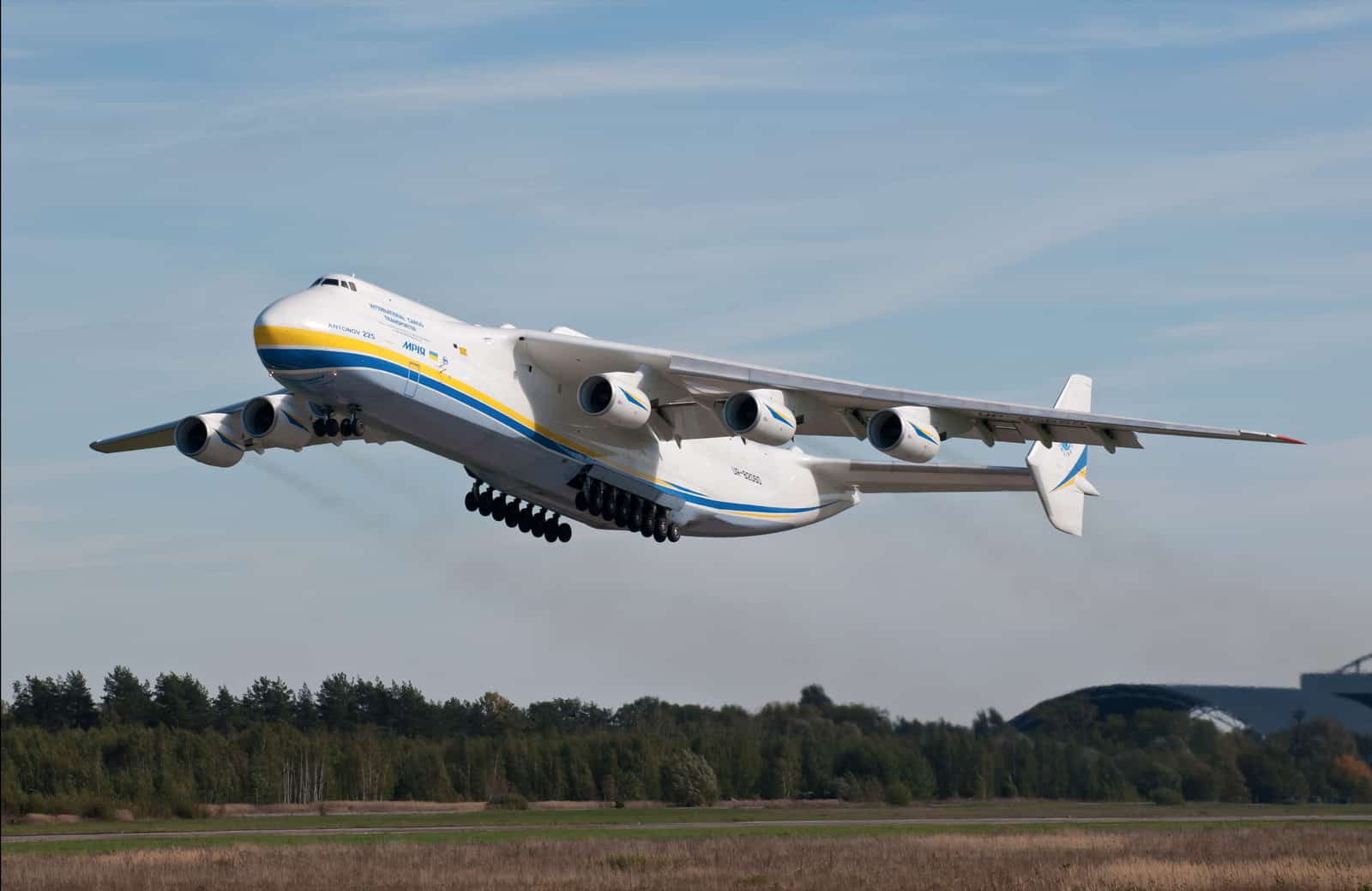 Open Group, Ukrainian national pavilion at 58th Venice Biennial, THE SHADOW OF DREAM CAST UPON GIARDINI DELLA BIENNALE, 2019, Vasiliy Koba, An-225 іs taking off, 2015, photo © Vasiliy Koba, courtesy of the artist and Antonov Company