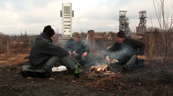 Anna Molska The Weavers 2009 video still duration time 12m 04s 2 600x336