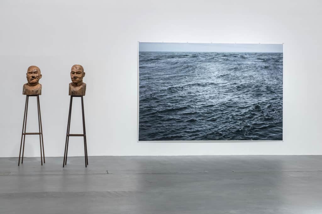 From the left: Kader Attia, “Culture, Another Nature Repaired”, sculpture/object, 2014; Wolfgang Tillmans, “The State We’re In”, A, inkjet print, 2015; photo: Wojciech Pacewicz