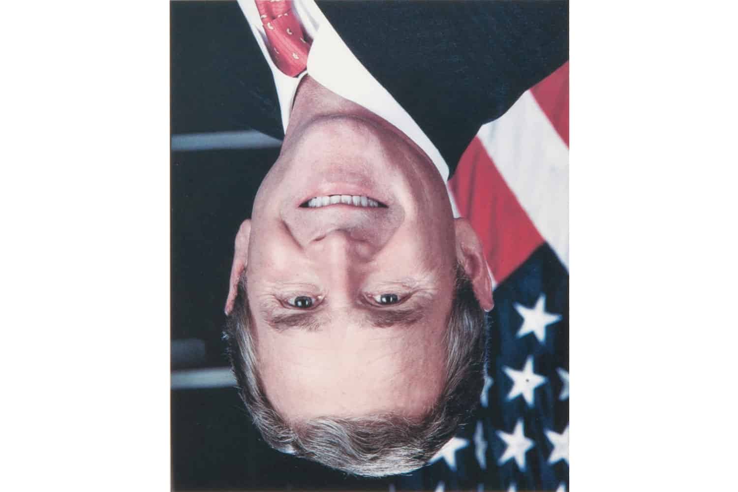 Jonathan Horowitz (b. 1966), A Portrait of Bush, 2001, colour photograph, 18.5 x 15 cm, collection of Antoine de Galbert, Paris, photo: Etienne Pottier