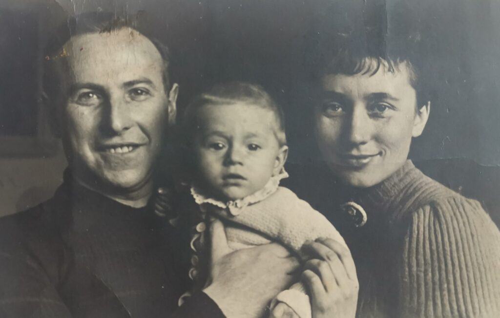 Józef and Łucja Ozmin with their son Michał