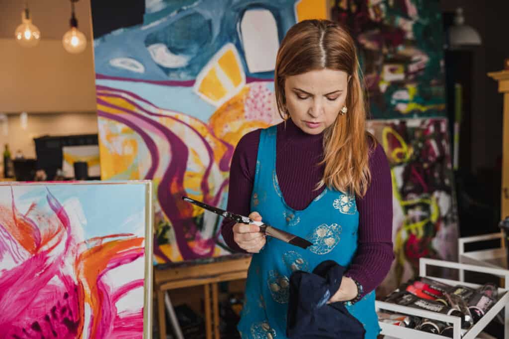 Dorota Łapa-Maik in her studio, photo by Barbara Bogacka