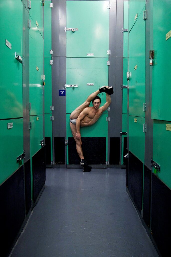 Éva Szombat, Practitioners series, 2023. Courtesy of the artist and Longtermhandstand.