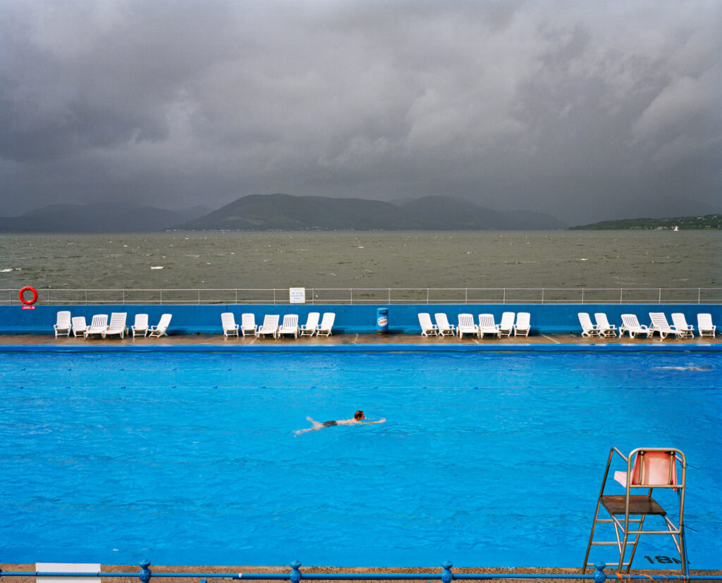 Martin Parr, Gourock Lido, Inverclyde, Scotland, 2004 © Martin Parr / Magnum Photos