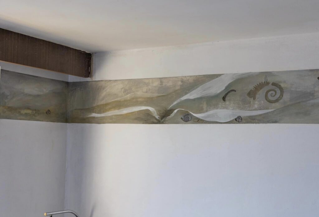 Karina Synytsia, I Hope the Sky Won’t Fall into the Sea, 2024, wall painting and embroidery on fabric in the room 1416 in _Intourist-Zakarpattia_ hotel, Uzhgorod, Ukraine. Photo_ Mykhaylo Melnychenko. Courtesy of the artist.