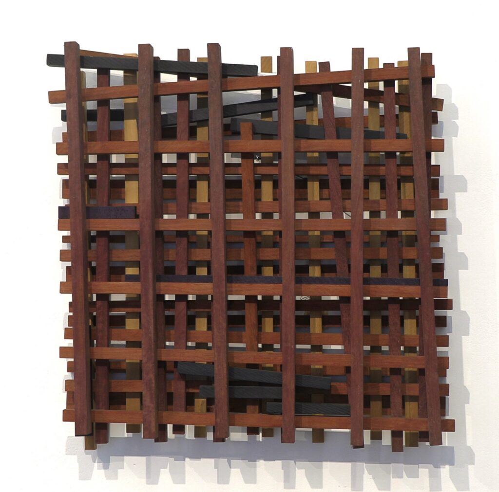 Jerzy Budziszewski, Helena, 2004, wood, acrylic, 76 x 76 x 15 cm