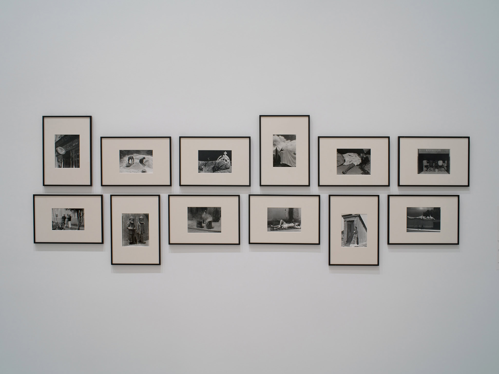 View of the exhibition "In the Very Bowels of Changes: Surrealism and Antifascism" at the Museum of Modern Art in Warsaw. Photo by Robert Głowacki
