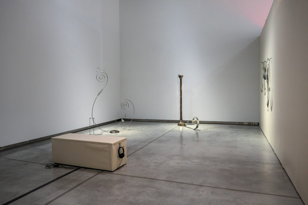 Works by Weronika Wysocka and Oksana Pawełko, exhibition view of "Gen Z. All at Once" at MO Museum Vilnius. Photo by Rytis Šeškaitis