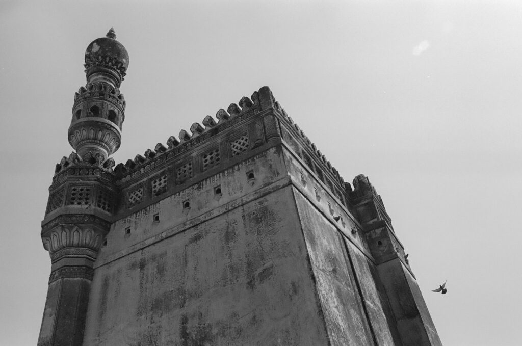 Sana Ginwalla, The Silence in Hyderabad, 2019