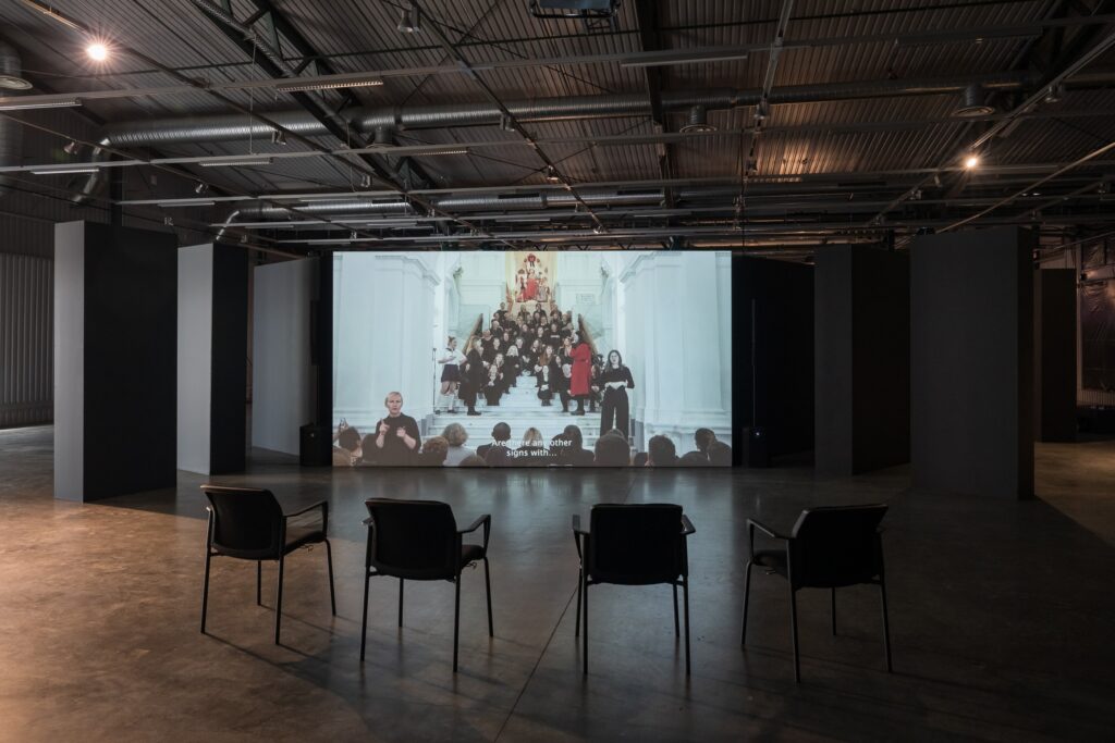 Bogna Burska and Daniel Kotowski, Deaf Rebellion. Renewal, Zachęta – National Gallery of Art in Warsaw. Photo by Andrej Vasilenko