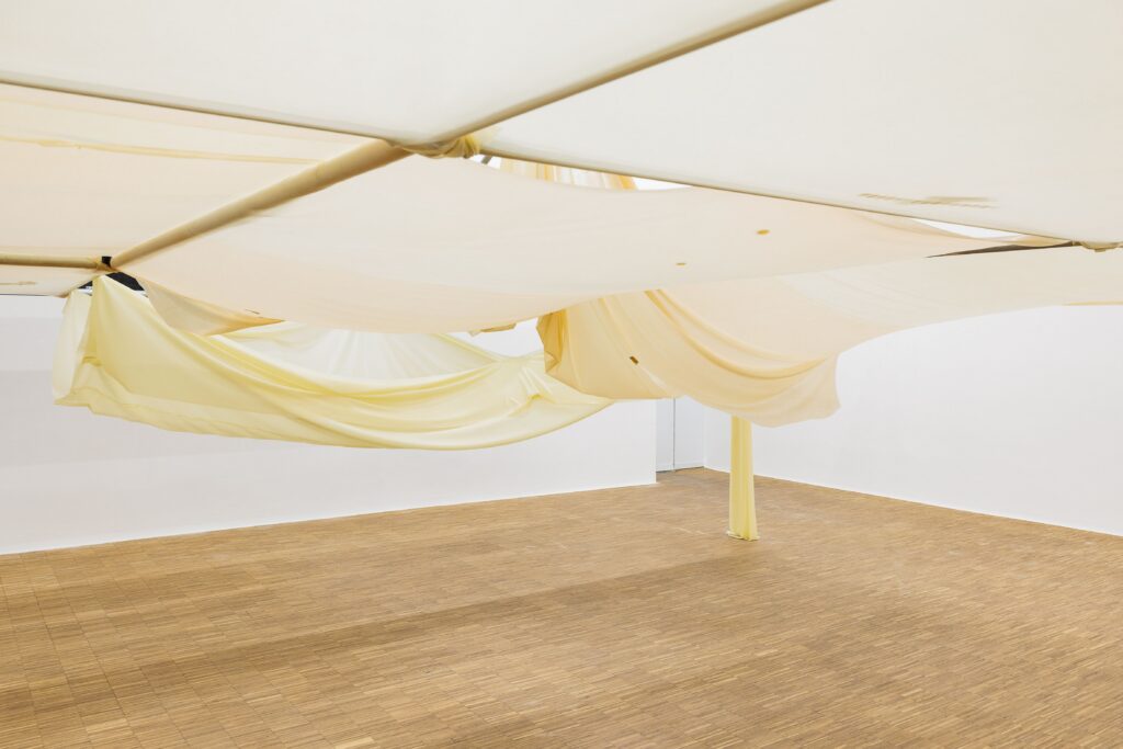 Linda Lach, all keys, all times, view of the exhibition at Salzburger Kunstverein, Salzburg, 2026
